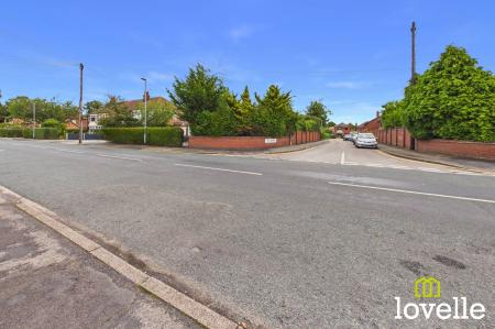 3 bedroom Detached bungalow for sale in St. Margarets Avenue, Cottingham, HU16