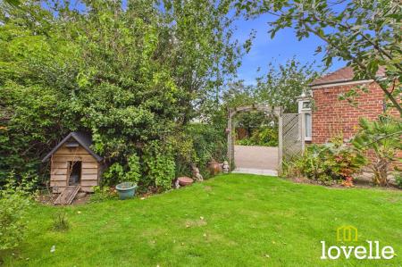 3 bedroom Detached bungalow for sale in St. Margarets Avenue, Cottingham, HU16