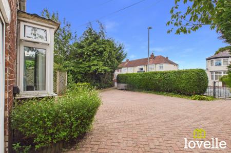 3 bedroom Detached bungalow for sale in St. Margarets Avenue, Cottingham, HU16