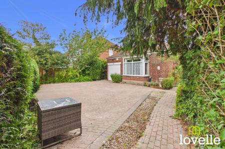 3 bedroom Detached bungalow for sale in St. Margarets Avenue, Cottingham, HU16