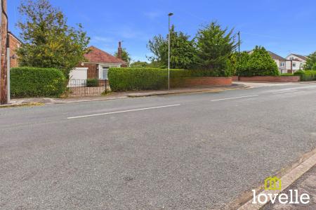 3 bedroom Detached bungalow for sale in St. Margarets Avenue, Cottingham, HU16