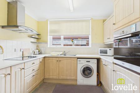 2 bedroom Flat for sale in South Street, Cottingham, HU16