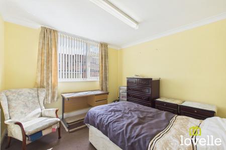 2 bedroom Flat for sale in South Street, Cottingham, HU16