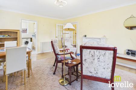 2 bedroom Flat for sale in South Street, Cottingham, HU16