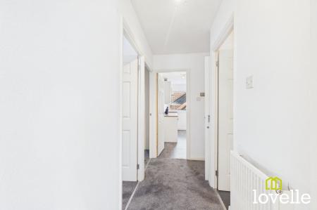 2 bedroom Flat for sale in Elm Tree Court, Cottingham, HU16