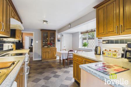 3 bedroom Detached bungalow for sale in Middledyke Lane, Cottingham, HU16