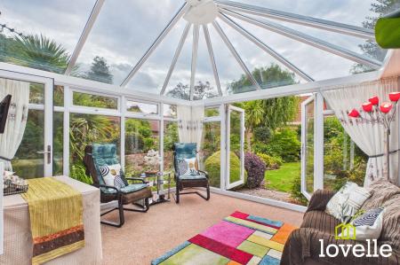3 bedroom Detached bungalow for sale in Middledyke Lane, Cottingham, HU16