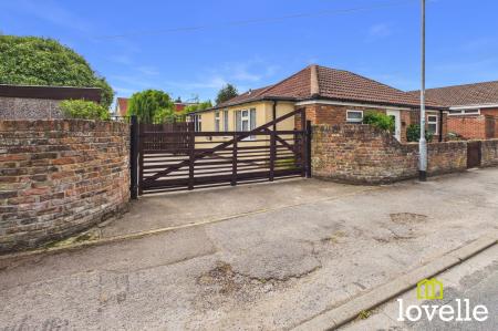 Middledyke Lane, Cottingham, HU16