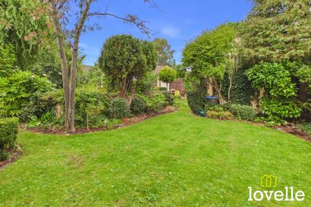 3 bedroom Detached bungalow for sale in Middledyke Lane, Cottingham, HU16