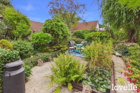 3 bedroom Detached bungalow for sale in Middledyke Lane, Cottingham, HU16