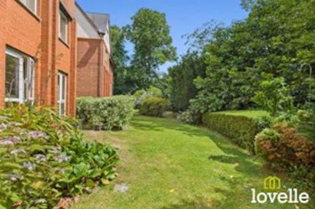 1 bedroom Flat for sale in Newgate Street, Shardeloes Court Newgate Street, HU16