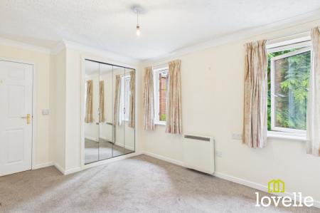 1 bedroom Flat for sale in Newgate Street, Shardeloes Court Newgate Street, HU16