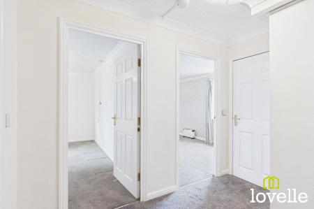 1 bedroom Flat for sale in Newgate Street, Shardeloes Court Newgate Street, HU16