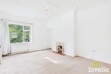 1 bedroom Ground floor flat for sale in Dunswell Road, Cottingham, HU16
