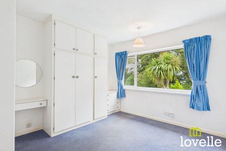 3 bedroom Semi-detached house for sale in Mill Beck Lane, Cottingham, HU16