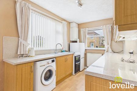 3 bedroom Semi-detached house for sale in Mill Beck Lane, Cottingham, HU16