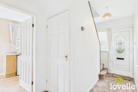 3 bedroom Semi-detached house for sale in Mill Beck Lane, Cottingham, HU16