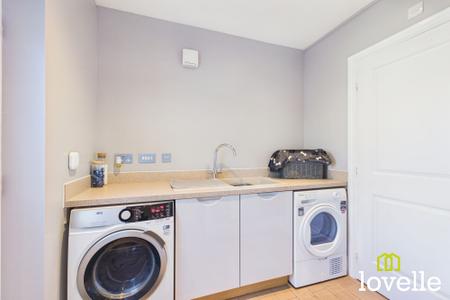 4 bedroom Detached house for sale in Whitsun Grove, Cottingham, HU16
