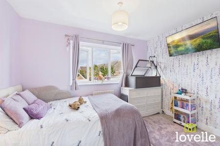 4 bedroom Detached house for sale in Whitsun Grove, Cottingham, HU16