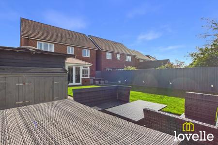 4 bedroom Detached house for sale in Whitsun Grove, Cottingham, HU16