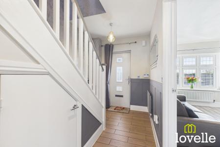 4 bedroom Detached house for sale in Whitsun Grove, Cottingham, HU16