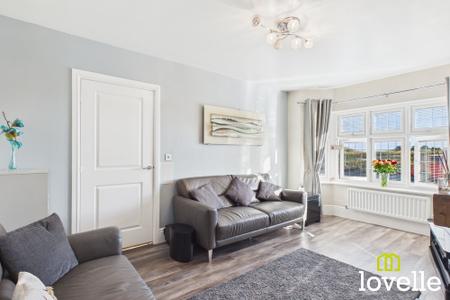 4 bedroom Detached house for sale in Whitsun Grove, Cottingham, HU16