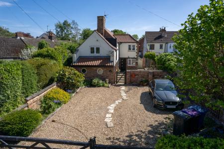 3 bedroom Detached house for sale in Chapel Lane, Morton, DN21