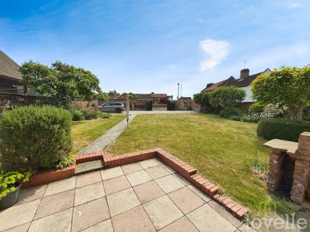 3 bedroom Detached house for sale in Dog Duck Lane, Morton, DN21