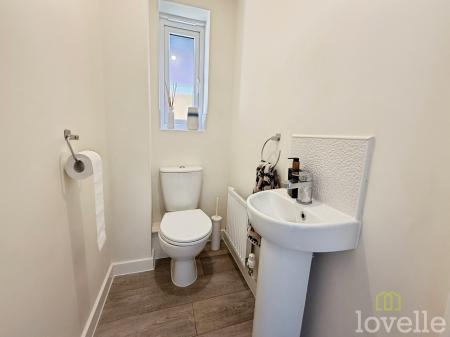 3 bedroom Semi-detached house for sale in Foxby Mews, Gainsborough, DN21