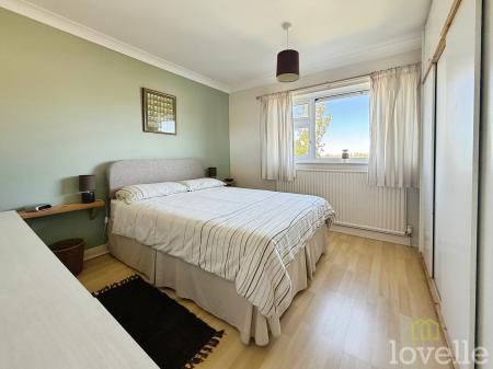 4 bedroom Detached house for sale in Front Street, East Stockwith, DN21