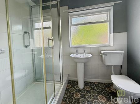 3 bedroom Bungalow for sale in Lea Road, Gainsborough, DN21