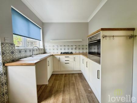 3 bedroom Bungalow for sale in Lea Road, Gainsborough, DN21