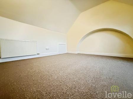 2 bedroom Terraced House for sale in Linden Terrace, Gainsborough, DN21