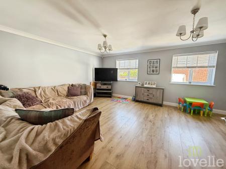 3 bedroom Detached house for sale in Main Street, West Stockwith, DN10