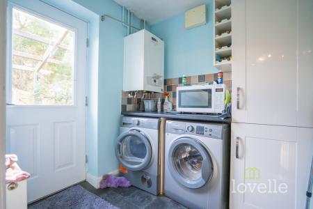 3 bedroom Detached bungalow for sale in Meldrum Drive, Gainsborough, DN21