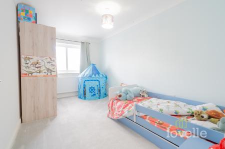 4 bedroom Detached house for sale in Owens View, Blyton, DN21