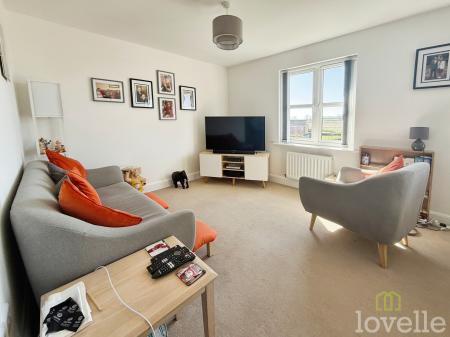 2 bedroom Flat for sale in Pinter Lane, Gainsborough, DN21