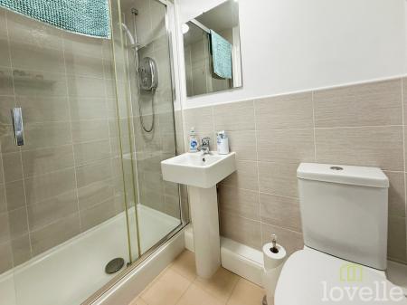 2 bedroom Flat for sale in Pinter Lane, Gainsborough, DN21