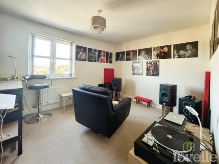 2 bedroom Flat for sale in Pinter Lane, Gainsborough, DN21