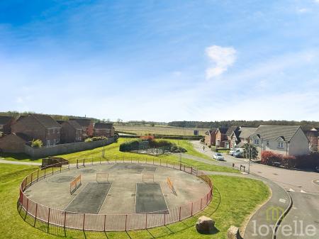 2 bedroom Flat for sale in Pinter Lane, Gainsborough, DN21