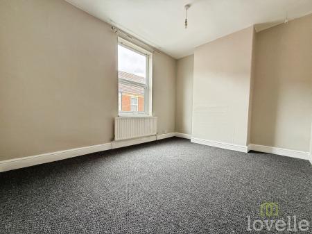 3 bedroom Terraced House to let in Tower Street, Gainsborough, DN21