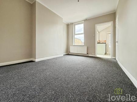 3 bedroom Terraced House to let in Tower Street, Gainsborough, DN21