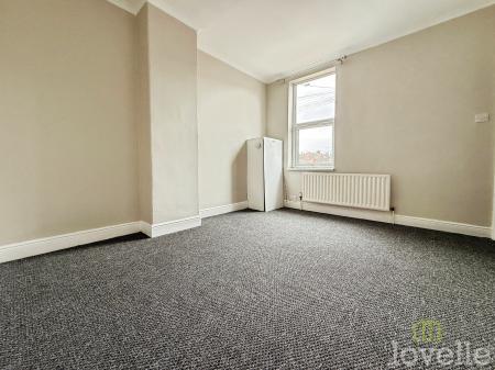 3 bedroom Terraced House to let in Tower Street, Gainsborough, DN21