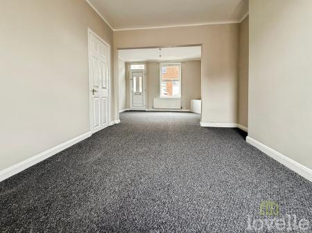 3 bedroom Terraced House to let in Tower Street, Gainsborough, DN21