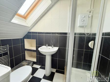4 bedroom Semi-detached house for sale in All Saints Mews, Gainsborough, DN21