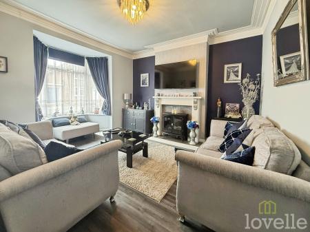 3 bedroom Semi-detached house for sale in Nelson Street, Gainsborough, DN21