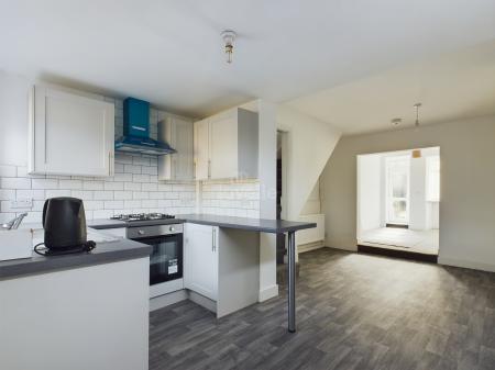 2 bedroom Terraced House to let in Ashcroft Road, Gainsborough, DN21