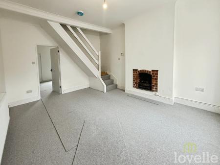 3 bedroom End of terrace house for sale in Curzon Street, Gainsborough, DN21