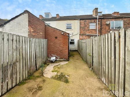 2 bedroom Terraced House for sale in Wheeldon Street, Gainsborough, DN21