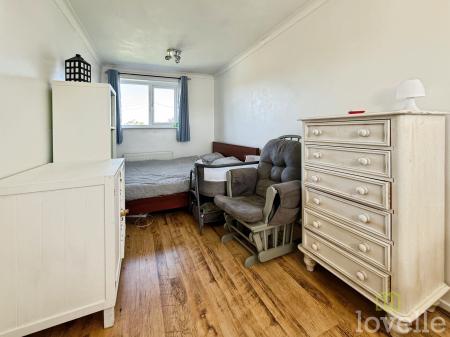 2 bedroom Terraced House for sale in Capper Avenue, Hemswell Cliff, DN21